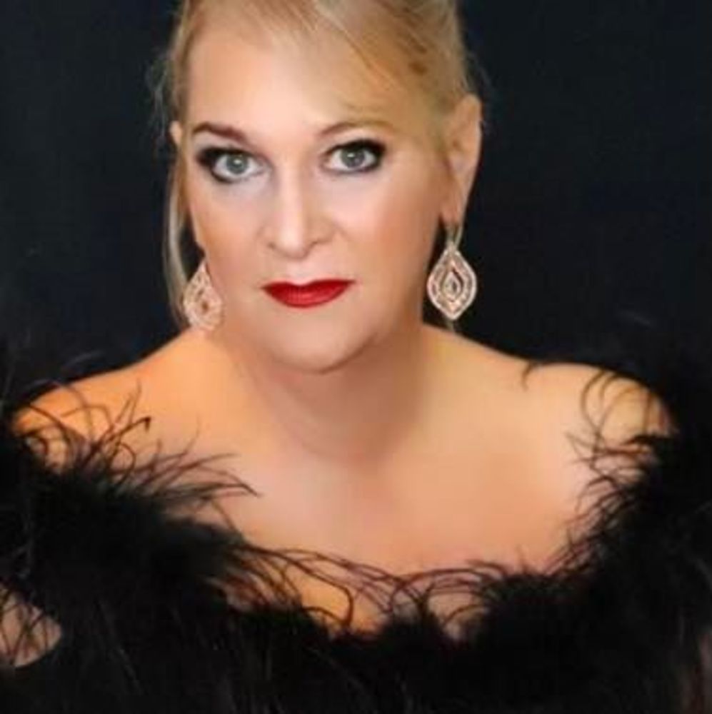 Meet your Posher, Theresa